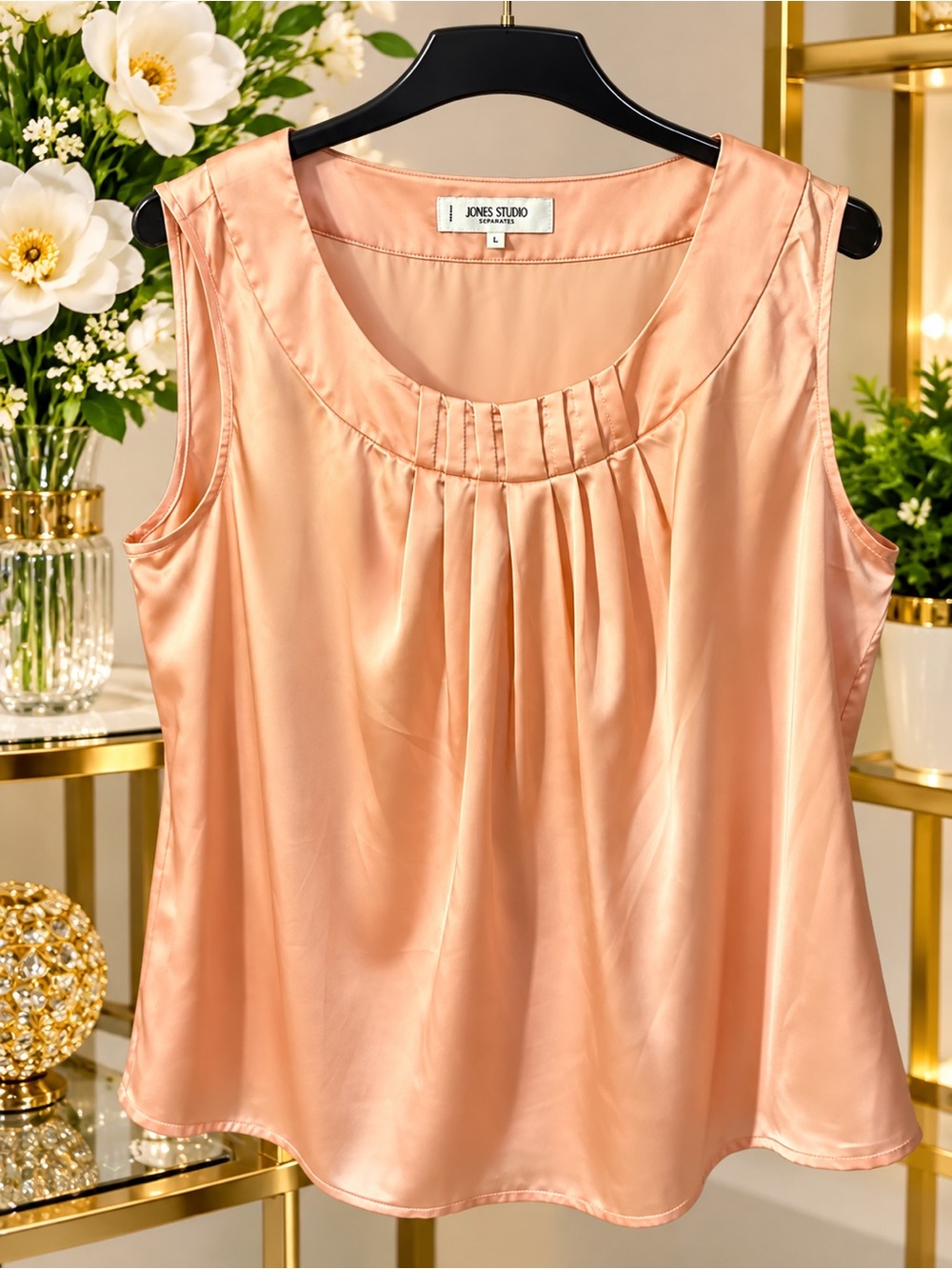 Jones Studio Satin Peach Pleated Scoop Neck Sleeveless Camisole